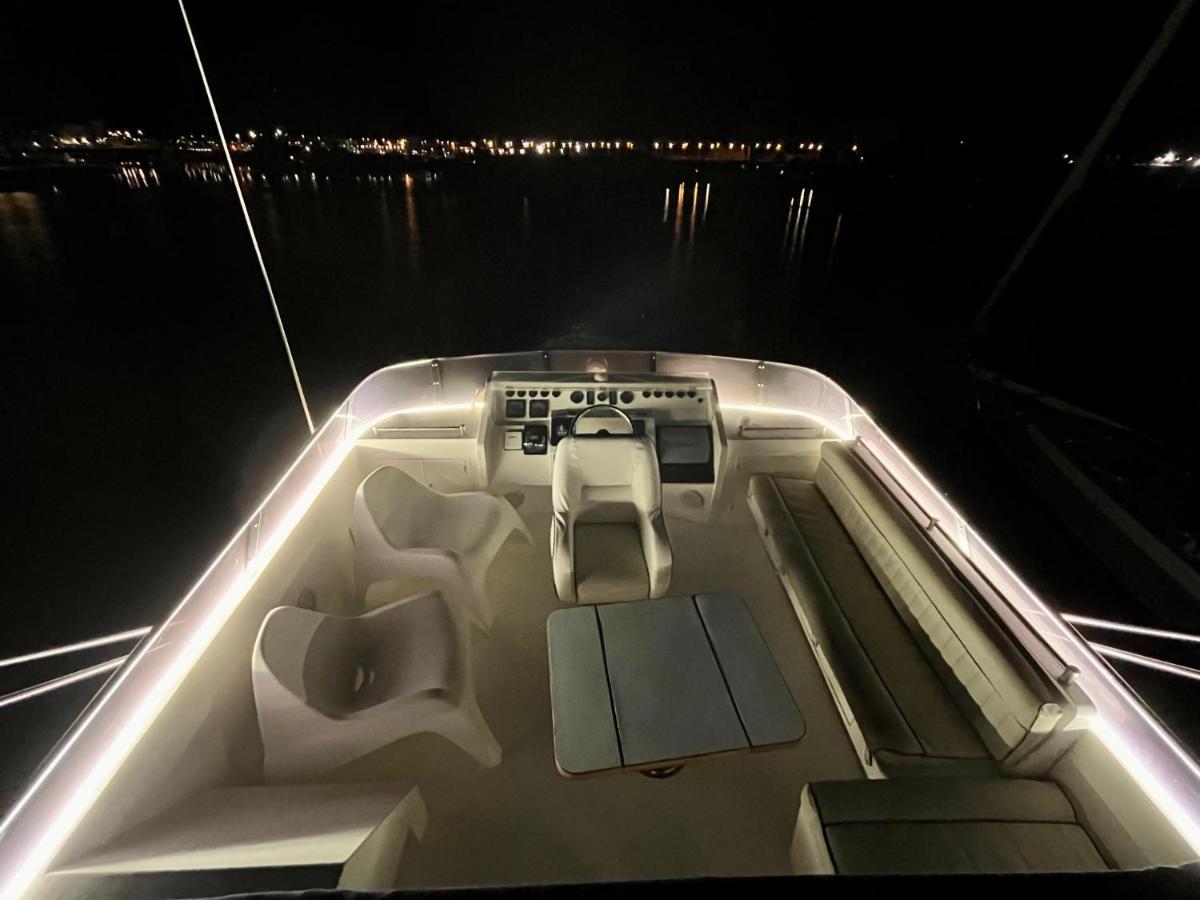 ホテル Navi Yacht A Sete, 2 A 8 Couchages, Privatif エクステリア 写真