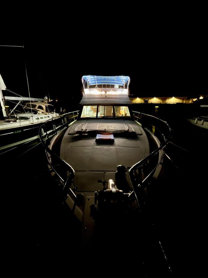 ホテル Navi Yacht A Sete, 2 A 8 Couchages, Privatif エクステリア 写真