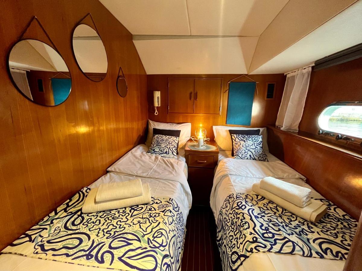 ホテル Navi Yacht A Sete, 2 A 8 Couchages, Privatif エクステリア 写真