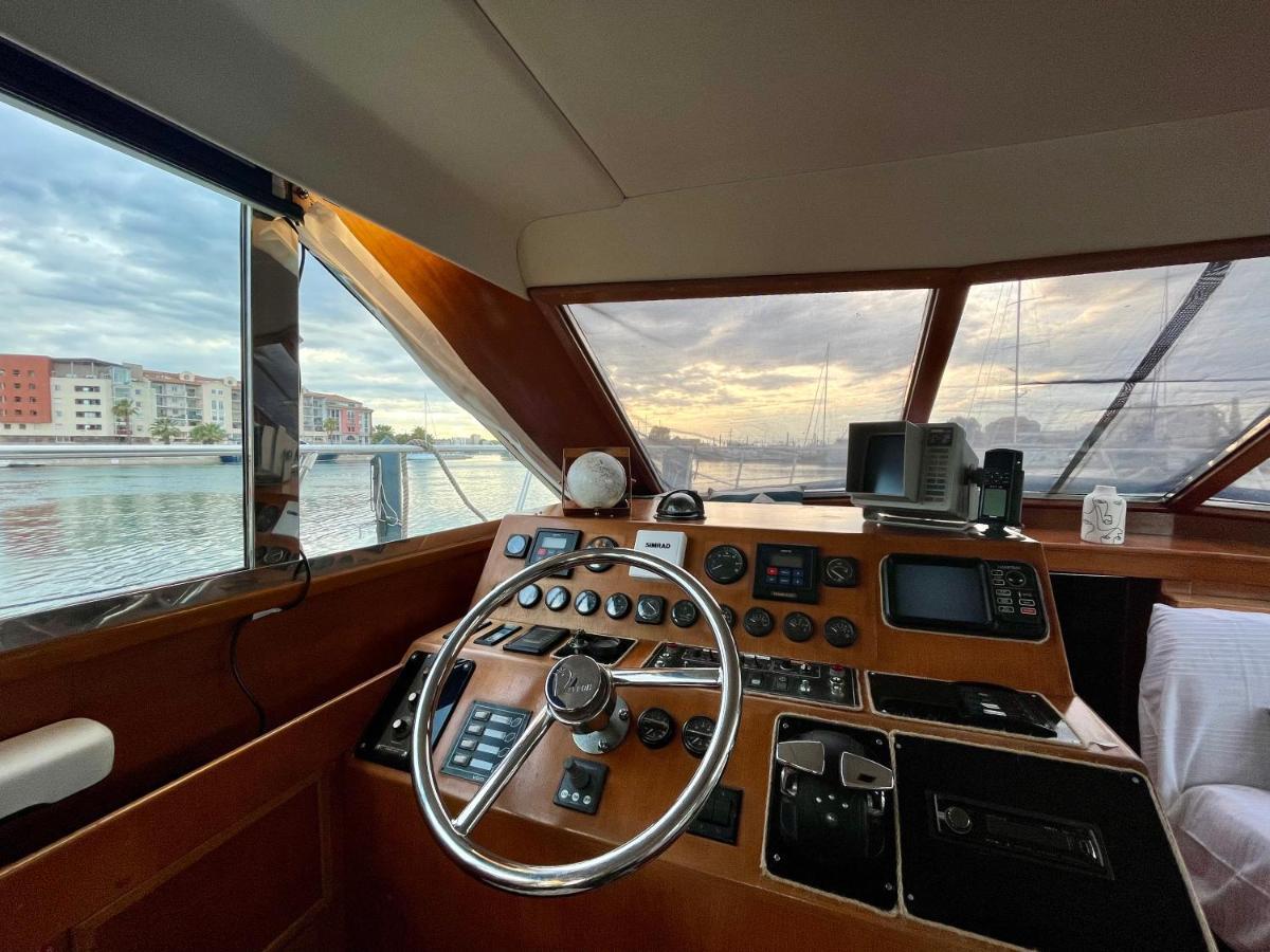 ホテル Navi Yacht A Sete, 2 A 8 Couchages, Privatif エクステリア 写真